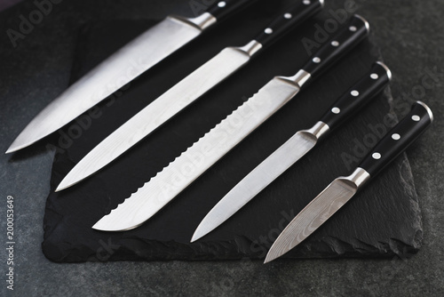 A good set of kitchen knives for slicing