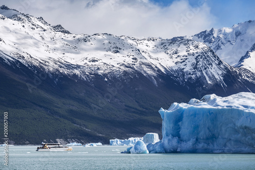 Icebergs on Lake Argentino, Patagonia, Argentina photo