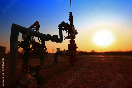 Wallpaper Mural Oil pipes and valves Torontodigital.ca