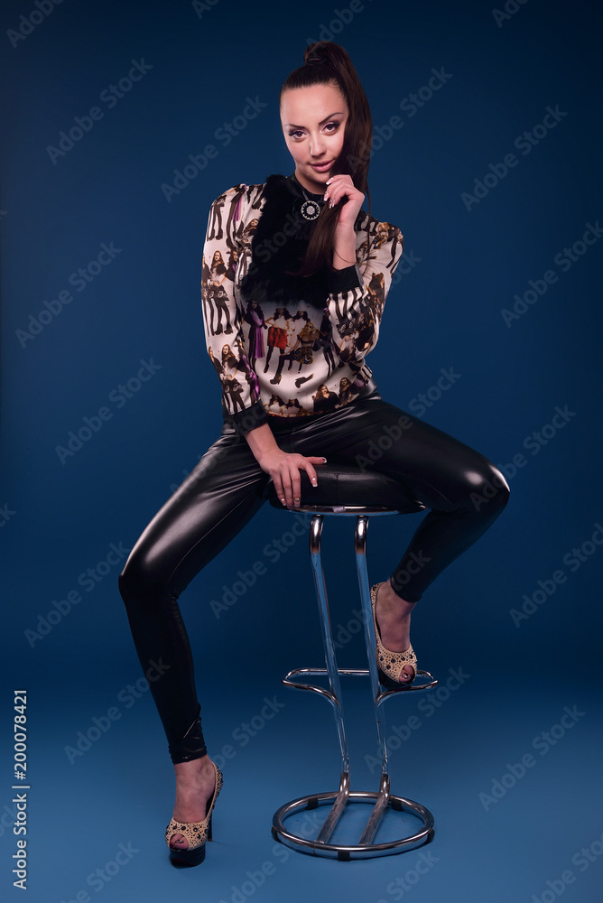 Hot girl best sale in leather leggings
