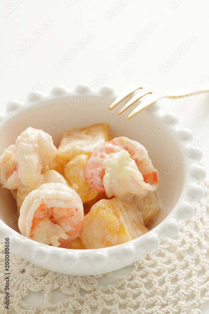 Prawn and potato mayonnaise salad Prawn and potato mayonnaise salad