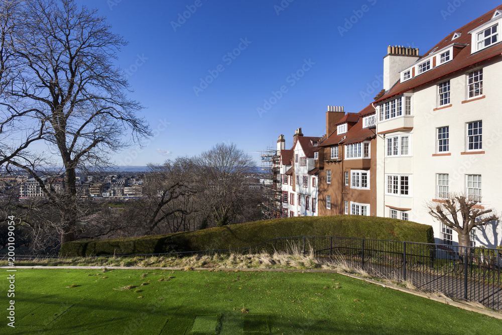 Apartments near the castle in Edinburgh Apartments near the castle in Edinburgh