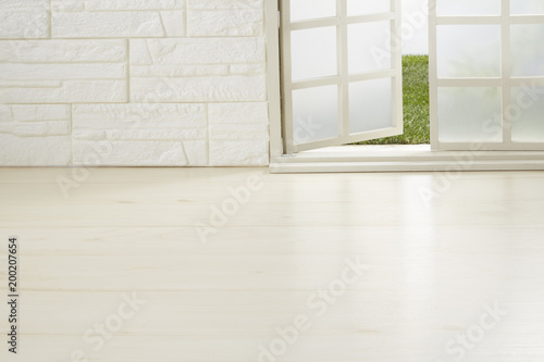 素材 バック 白レンガ壁 白木床 窓 Stock 写真 Adobe Stock 素材 バック 白レンガ壁 白木床 窓 Stock 写真 Adobe Stock
