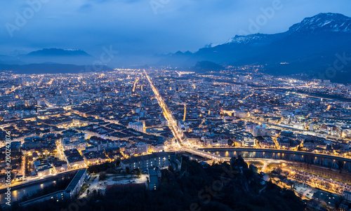 Tapety artystyczne Grenoble de nuit