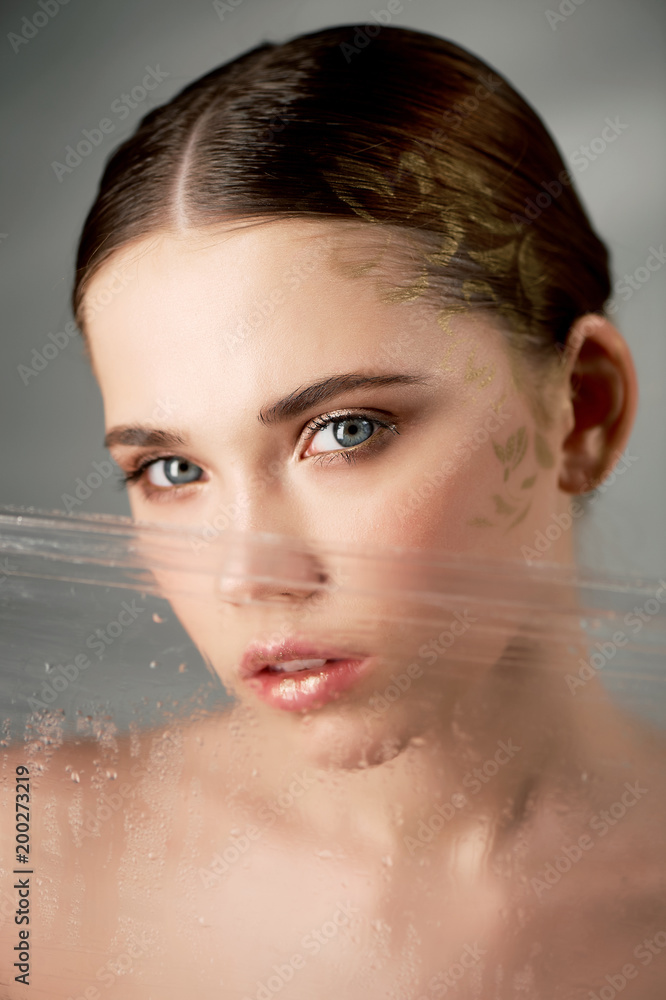 Portrait of young beautiful girl in Studio, with professional makeup. Beauty shooting. Portrait of young beautiful girl in Studio, with professional makeup. Beauty shooting.