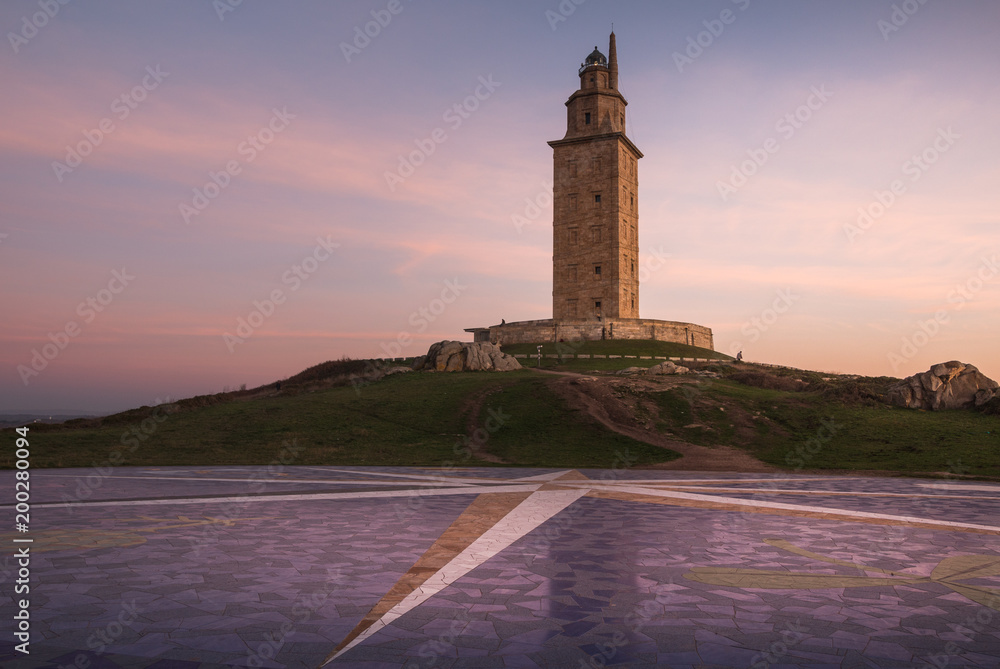 Faro Torre de Hercules y rosa de los vientos