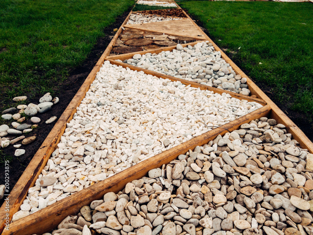 Naklejka premium path through the park