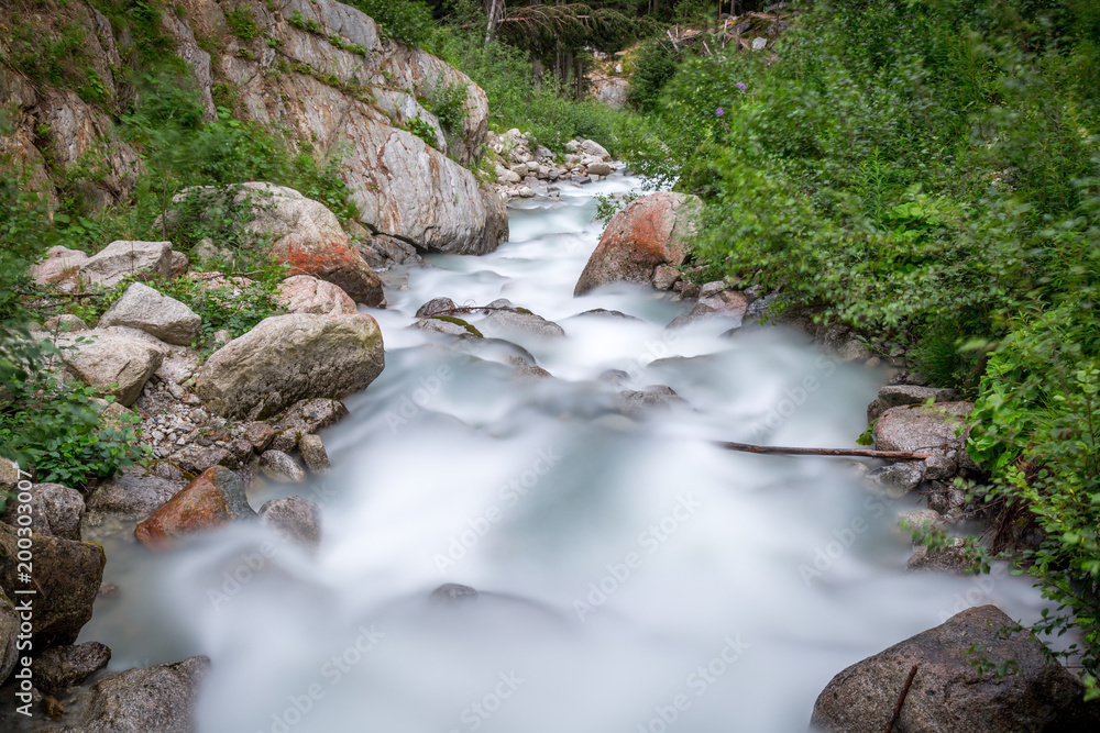 Fotografie Torrent in the alps