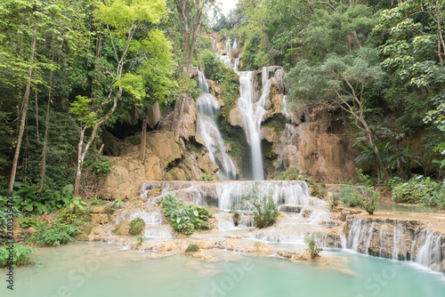 Fototapeta Naklejka Na Ścianę i Meble -  Laos Waterfall