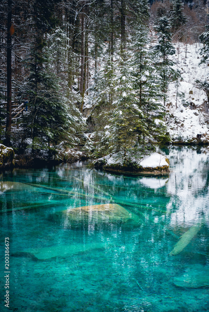 Winter am Blausee, Kandersteg, Berner Oberland Winter am Blausee, Kandersteg, Berner Oberland