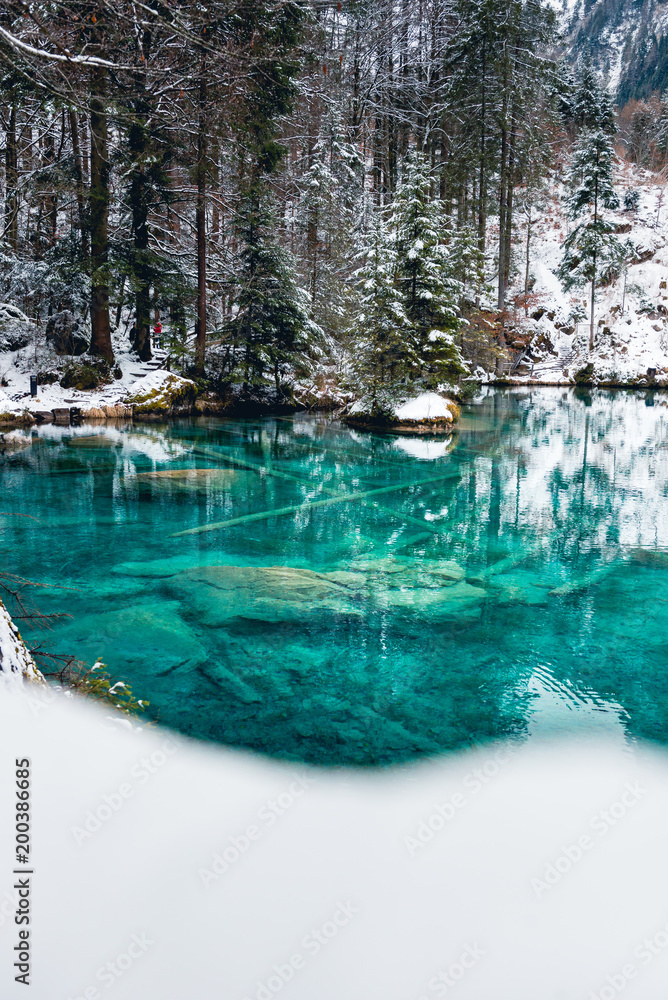 Winter am Blausee, Kandersteg, Berner Oberland Winter am Blausee, Kandersteg, Berner Oberland