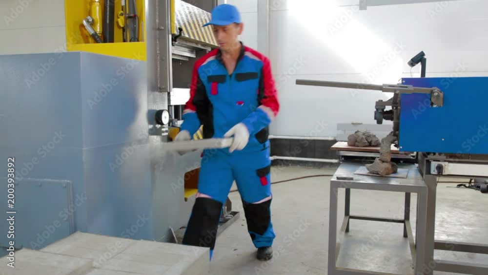 Production Modern press For Plastic Tile at plant Production Modern press For Plastic Tile at plant