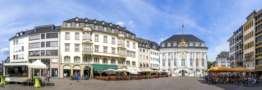 Bonner Marktplatz mit dem Alten Rathaus, Bonn 