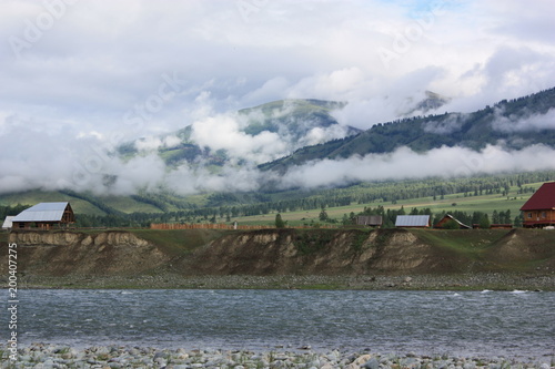 The Katun river and the village of Tyungur photo