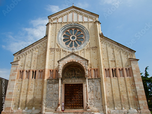 verona basilica di san zeno