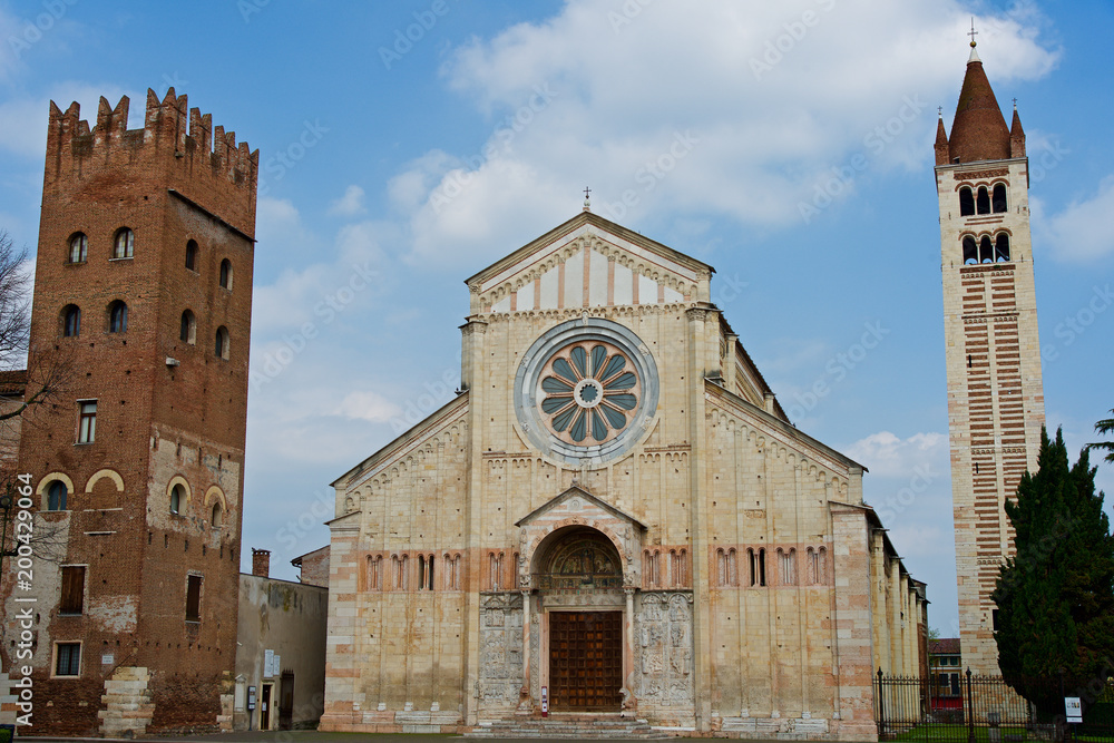 Verona Basilica San Zeno vista