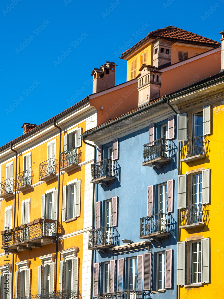Hausfassade in Locarno am Lago Maggiore