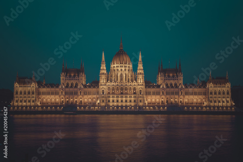 Parlament Ungarn in der Nacht