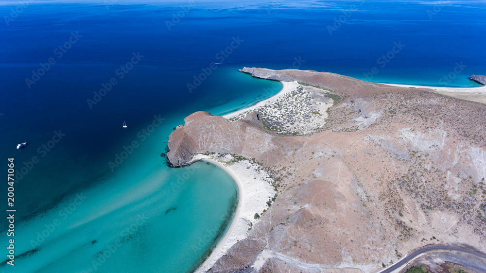 Obraz premium Aerial views from Balandra beach, Baja California Sur, Mexico.