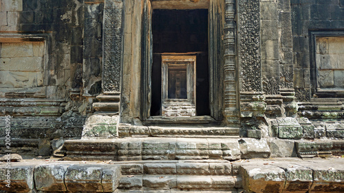 ankor wat temple complex © chriss73