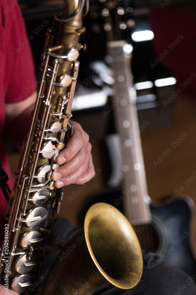 Obraz premium Saxophone musician artist
