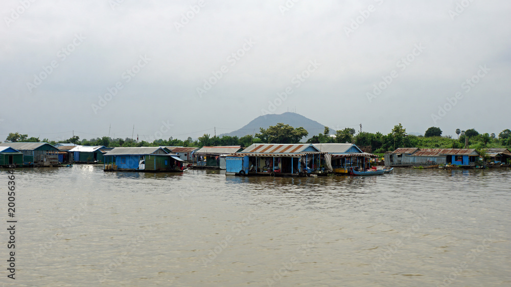 tonle sap flaoting village