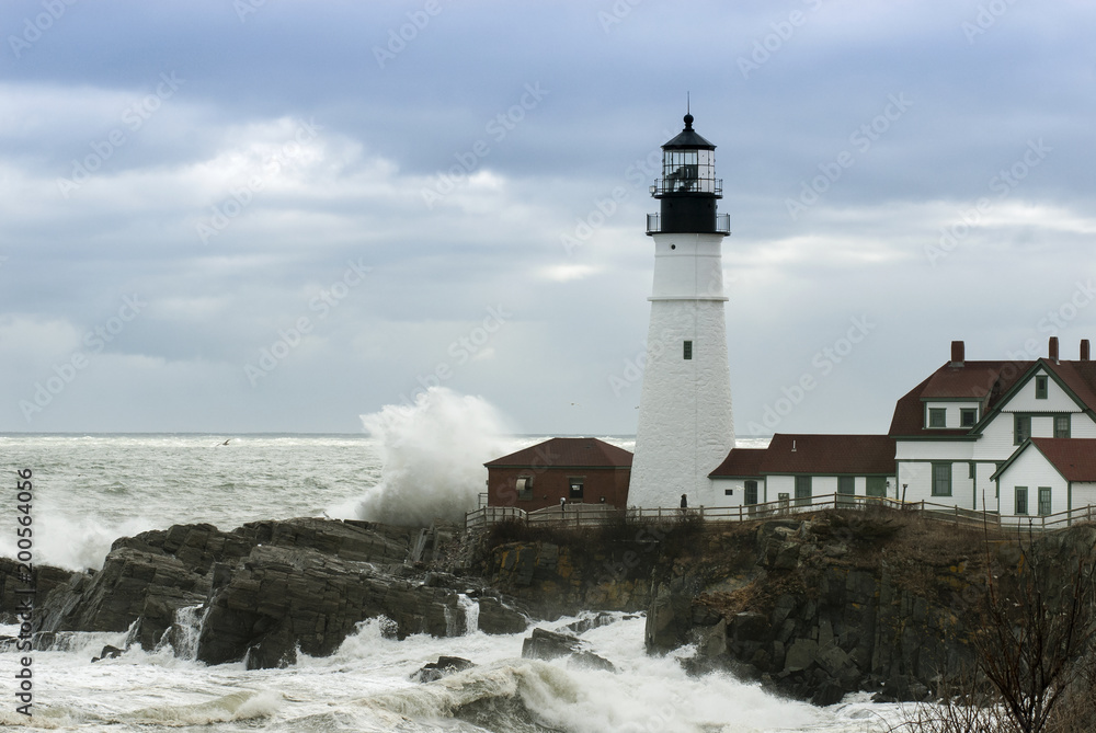 Waves Crash Next to Oldest Lighthouse in Maine