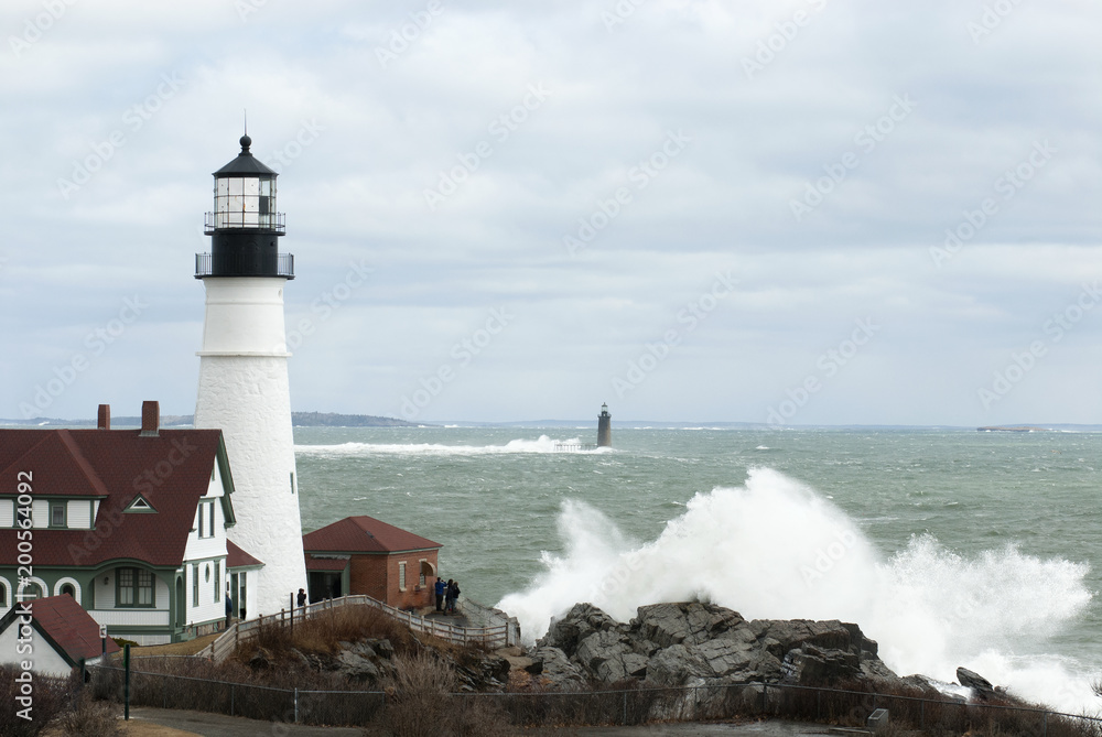 Giant Waves Break in Front of Oldest Lighthouse in Maine
