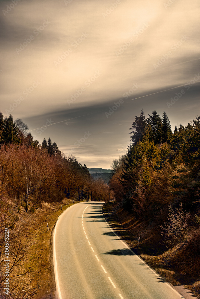 Obraz premium Straße nach Schwenningen