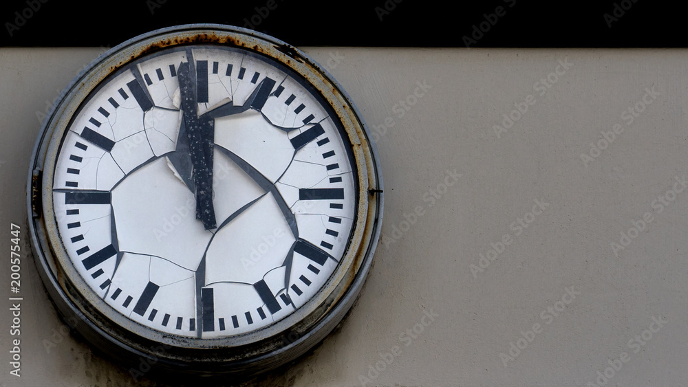 Uhr Uhr