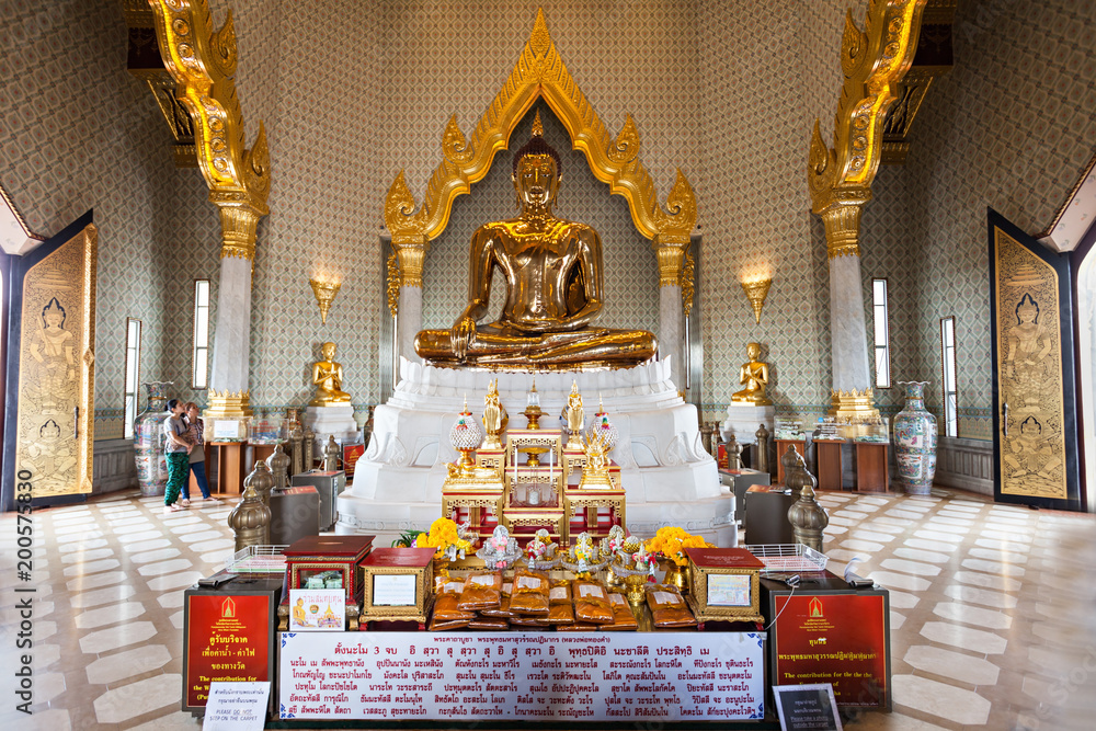 Naklejka premium Wat Traimit, Bangkok