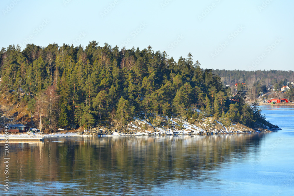 Stockholm archipelago, largest archipelago in Sweden, and second-largest archipelago in Baltic Sea. Archipelago extends from Stockholm roughly 60 kilometres (37 mi) to east. March