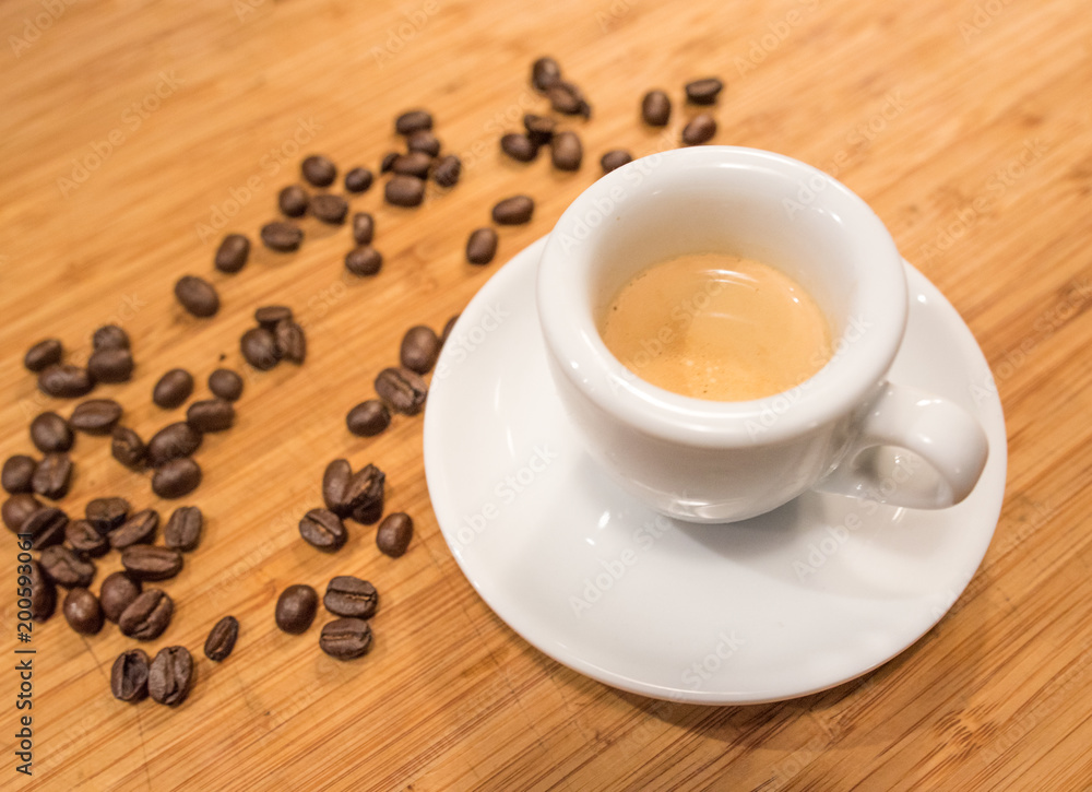 Kaffeebohnen und Espresso Kaffeebohnen und Espresso