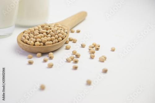 Isolated soy beans and soy milk