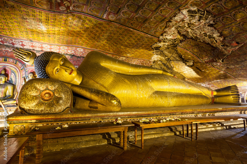 Fototapeta premium Dambulla Golden Cave Temple