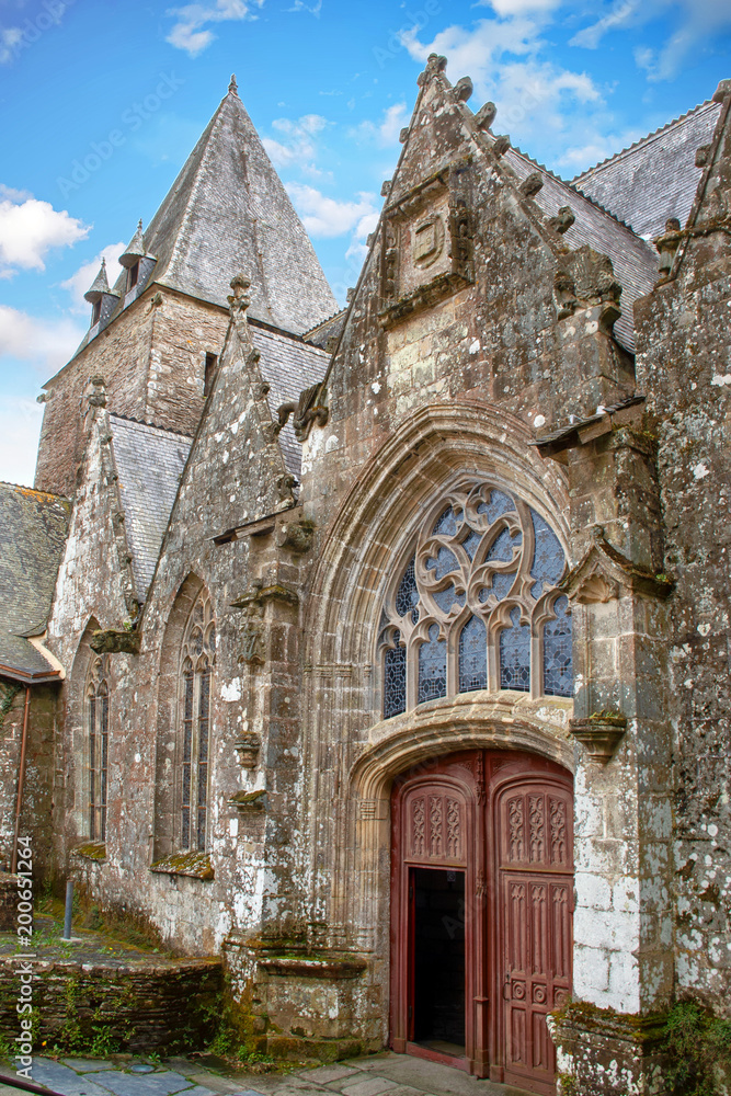 Rochefort-en-terre. Eglise collégiale Notre-Dame-de-la-Tronchaye. Morbihan. Bretagne 