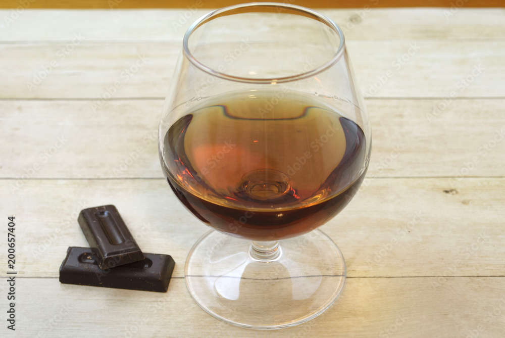 Коньяк и шоколад