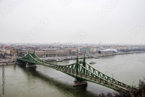 Liberty Bridge budapest © Yassine