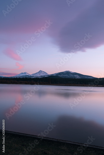 Sunset sky over mountains and lake in Central Oregon