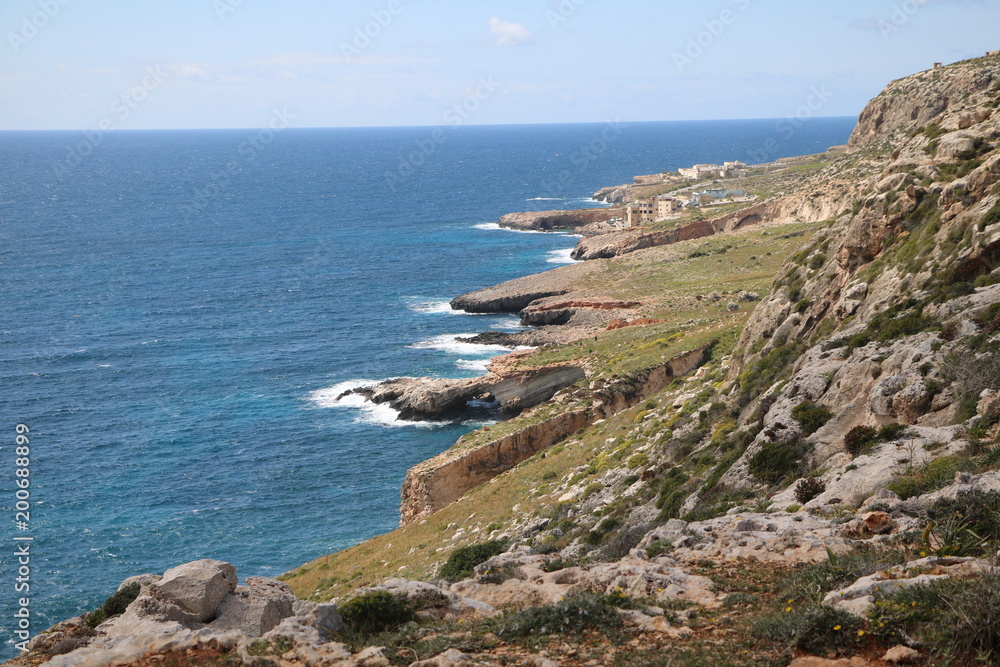 Fototapeta premium Coastal landscape between Qrendi and Għar Lapsi on the Mediterranean Sea at Island Malta