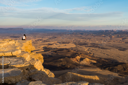 Woman sitting at Makhtesh Ramon