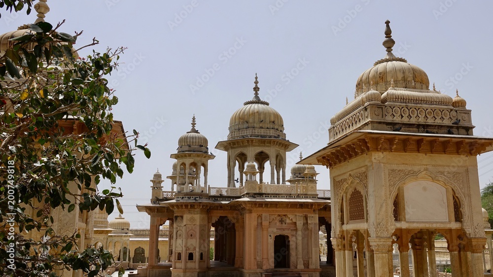 Gaitor Ki Chhatriyan in Jaipur, Rajasthan Indien, Mogularchitektur, Grabmahl