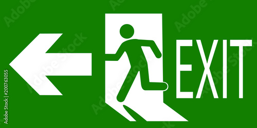 Зеленый знак аварийного или пожарного выхода с указанием направления движения. Векторная иллюстрация.