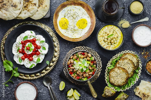 Tableau sur toile Arabic cuisine; Middle Eastern traditional breakfast