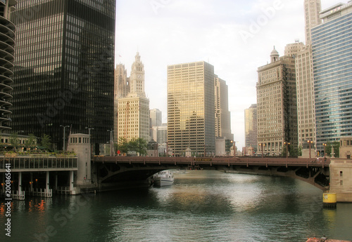 View of Chicago © jovannig