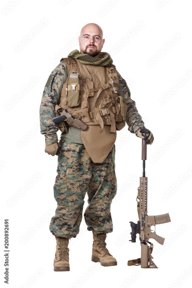 Obraz premium Elite member marksman of United States Marine Corps with rifle weapons in uniforms. Military equipment, army helmet, combat boots, tactical gloves. Isolated on white, weapons, army, patriotism concept