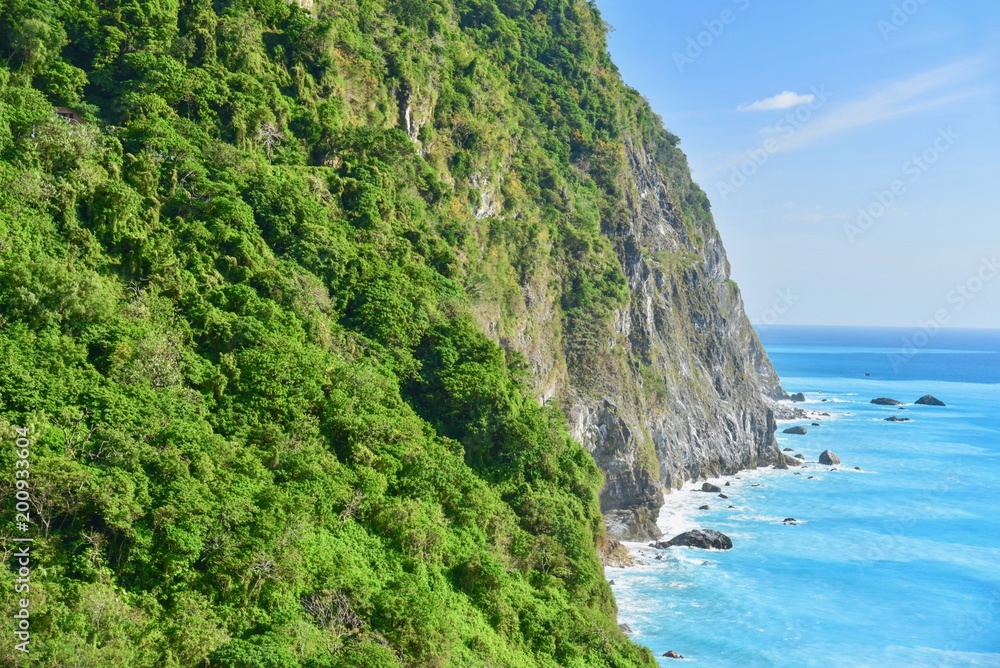 Breathtaking Coastal View of Qingshui Cliff at Taroko National Park