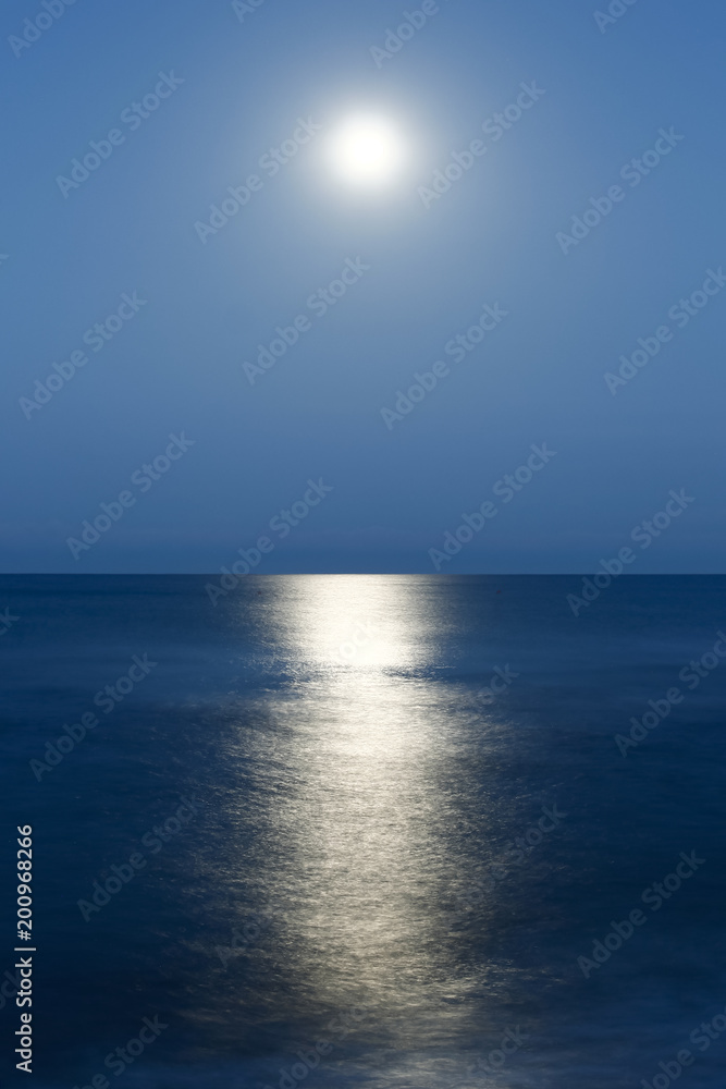 Fototapeta premium moon reflection on the sea in the night