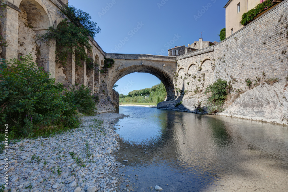 Vaison-La-Romaine - Le pont sur l Ouvese - Vaucluse