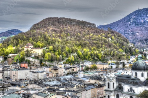 Salzburg, Stadt, historisch, Mozart, Mozartstadt, Salzach, Dom, Salzburger Dom, Jedermann, Hohensalzburg, Festung, Festspielhaus, Sankt Peter, Getreidegasse photo